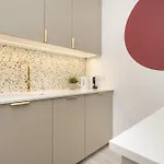Luksusowe W Centrum Wroclawia Blisko Parku Z Klimatyzacja W Salonie By Renters *