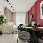 Luksusowe W Centrum Wroclawia Blisko Parku Z Klimatyzacja W Salonie By Renters * Vratislav