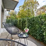 Luksusowe W Centrum Wroclawia Blisko Parku Z Klimatyzacja W Salonie By Renters Apartmán Vratislav