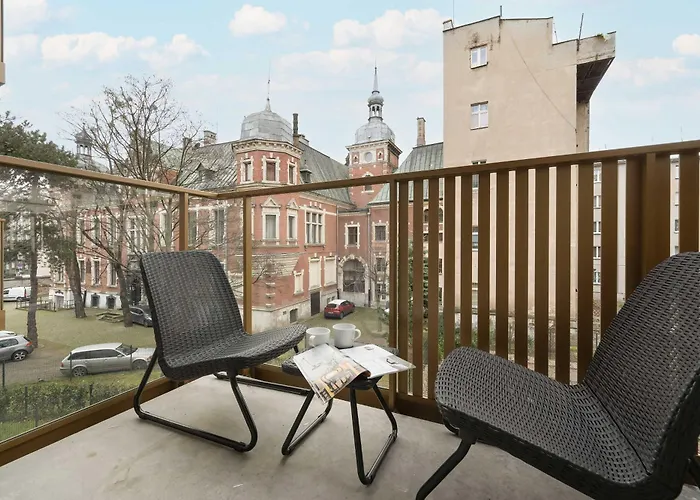 Lejlighed Luksusowe W Centrum Wroclawia Blisko Parku Z Klimatyzacja W Salonie By Renters