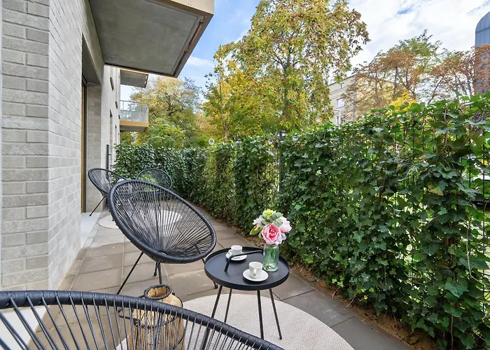 Luksusowe W Centrum Wroclawia Blisko Parku Z Klimatyzacja W Salonie By Renters Lejlighed Wrocław