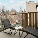Apartment Luksusowe W Centrum Wroclawia Blisko Parku Z Klimatyzacja W Salonie By Renters