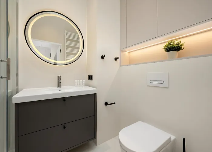 Luksusowe W Centrum Wroclawia Blisko Parku Z Klimatyzacja W Salonie By Renters * ורוצלב