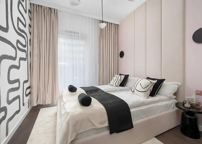 Luksusowe W Centrum Wroclawia Blisko Parku Z Klimatyzacja W Salonie By Renters * ורוצלב